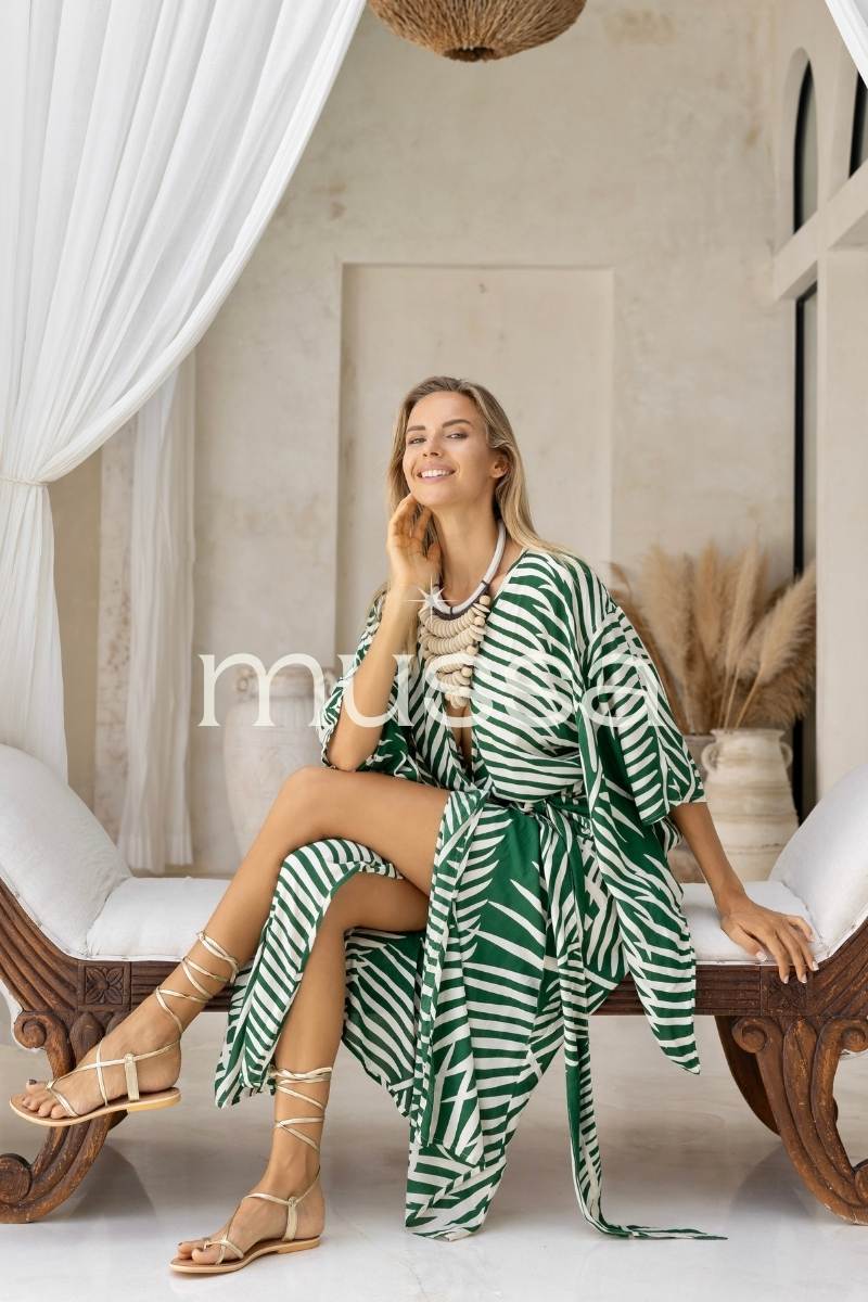 Kimono Palm Verde